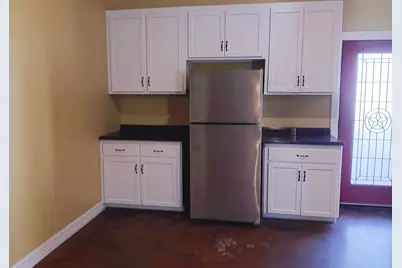 9500 Mayfield Avenue #E, Shiro, TX 77876 - Photo 4