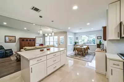 5731 Grape Street, Houston, TX 77096 - Photo 8