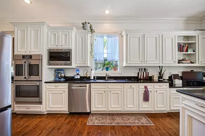5217 Beech Street, Bellaire, TX 77401 - Photo 14