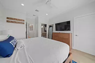 683 Seaside Dr, Crystal Beach, TX 77650 - Photo 24