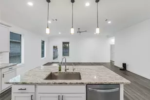 387 Westlake Terrace Dr, Conroe, TX 77304 - Photo 18