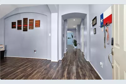 5015 Bridgecrossing Court, Spring, TX 77379 - Photo 2