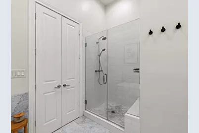 2605 Maxroy Street, Houston, TX 77007 - Photo 28