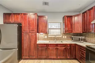 8040 Howton St St, Houston, TX 77028 - Photo 10