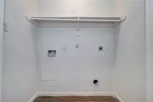 8040 Howton St St, Houston, TX 77028 - Photo 16