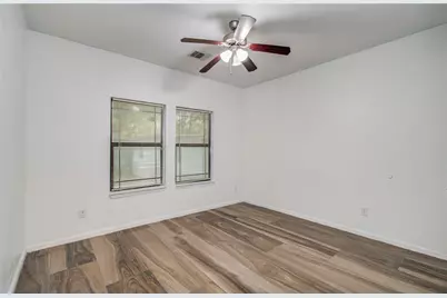 8040 Howton St Street #1-2, Houston, TX 77028 - Photo 12
