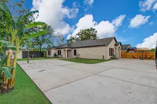 8040 Howton St St, Houston, TX 77028 - Photo 4