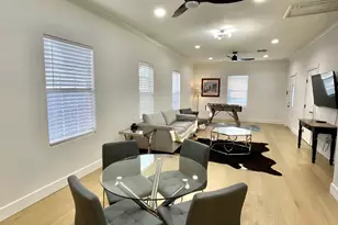 301 Tabor St, Houston, TX 77009 - Photo 10