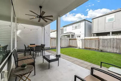4209 Weathered Oak Drive, Houston, TX 77080 - Photo 32