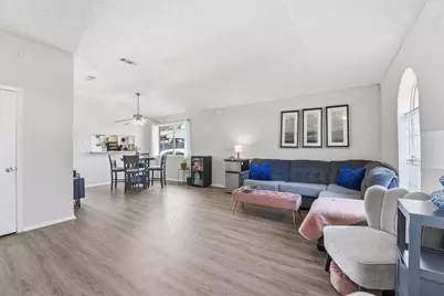 3735 Meadow Place Drive, Houston, TX 77082 - Photo 6