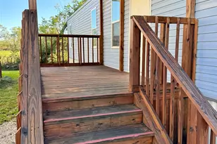 3621 County Rd 161, Alvin, TX 77511 - Photo 2