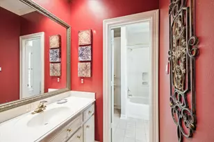 4519 Amble Oak Ct, Houston, TX 77059 - Photo 34