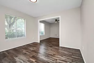 13002 Kingsmill Dr, Sugar Land, TX 77478 - Photo 4