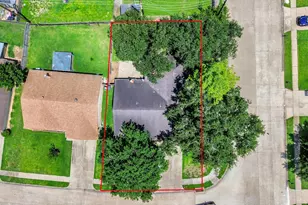 13002 Kingsmill Dr, Sugar Land, TX 77478 - Photo 38