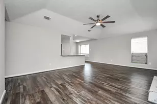 13002 Kingsmill Dr, Sugar Land, TX 77478 - Photo 18