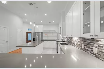 206 Burr Street #A, Houston, TX 77011 - Photo 12
