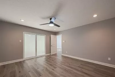 1623 Cherry Ridge Drive, Houston, TX 77077 - Photo 26