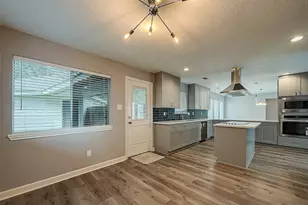 1623 Cherry Ridge Dr, Houston, TX 77077 - Photo 12