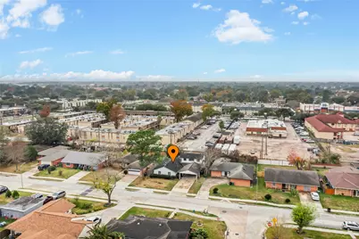 8406 Glen Valley Drive, Houston, TX 77061 - Photo 32