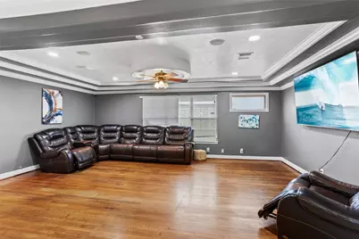 8406 Glen Valley Drive, Houston, TX 77061 - Photo 10