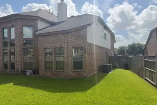13407 Great Creek Dr, Pearland, TX 77584 - Photo 12