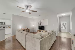 19815 Rocky Shores Dr, Tomball, TX 77375 - Photo 16