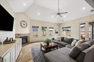 6010 Tyne St, Houston, TX 77007 - Photo 12