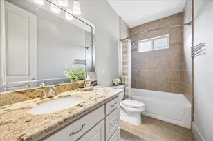 6010 Tyne St, Houston, TX 77007 - Photo 24