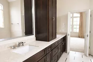 1976 Woodbury St, Houston, TX 77030 - Photo 8