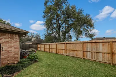 2207 Briarwest Boulevard, Houston, TX 77077 - Photo 24