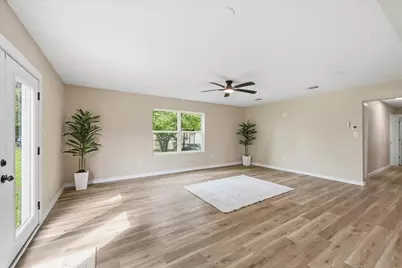 2409 Grand Boulevard, Port Neches, TX 77651 - Photo 8