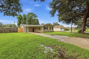 2409 Grand Blvd, Port Neches, TX 77651 - Photo 2