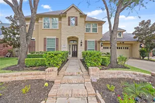 1619 Caledonia Trail, Sugar Land, TX 77479 - Photo 2