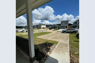 16750 N Marie Village Dr, Conroe, TX 77306 - Photo 4