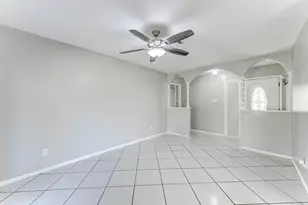 7618 Deadwood Dr, Houston, TX 77040 - Photo 10