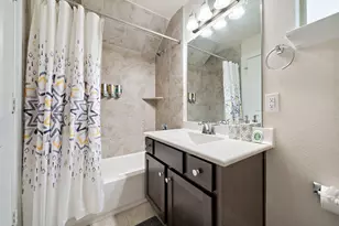 1510 Brayson Oaks Pl, Houston, TX 77043 - Photo 24