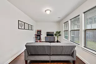 1510 Brayson Oaks Pl, Houston, TX 77043 - Photo 20