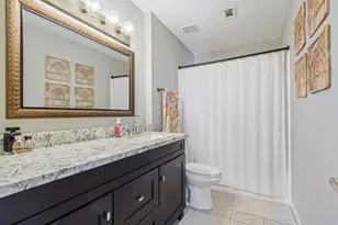 16422 Dunmoor Dr, Houston, TX 77059 - Photo 18