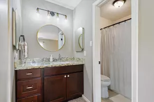 16422 Dunmoor Dr, Houston, TX 77059 - Photo 14