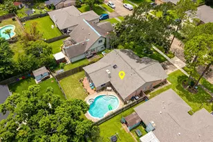 16422 Dunmoor Dr, Houston, TX 77059 - Photo 26