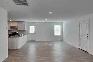 5933 Antonio Pl, Seguin, TX 78155 - Photo 4