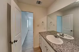 5933 Antonio Pl, Seguin, TX 78155 - Photo 10