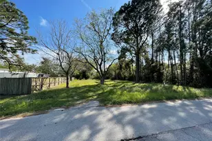 6427 Pinecrest Dr, Hitchcock, TX 77563 - Photo 1