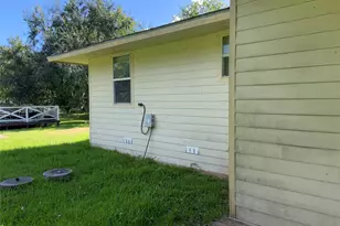 20331 County Rd 510V, Brazoria, TX 77422 - Photo 24