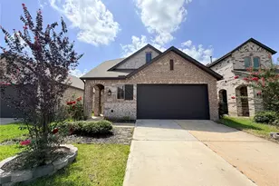 5039 Aspen Orch Dr, Houston, TX 77066 - Photo 1