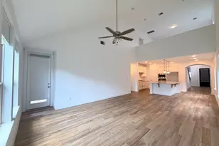5039 Aspen Orch Dr, Houston, TX 77066 - Photo 8