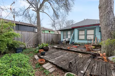 1004 Missouri Street, Houston, TX 77006 - Photo 18