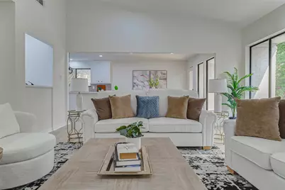 10303 Chevy Chase Drive, Houston, TX 77042 - Photo 6