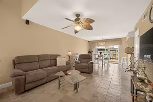 10252 Longmont Dr, Houston, TX 77042 - Photo 8