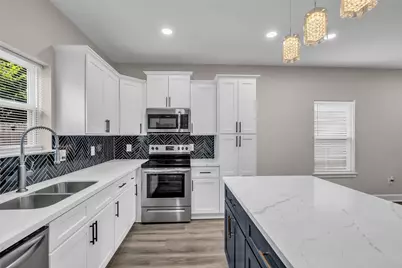 8529 Dosia Street #A, Houston, TX 77051 - Photo 10